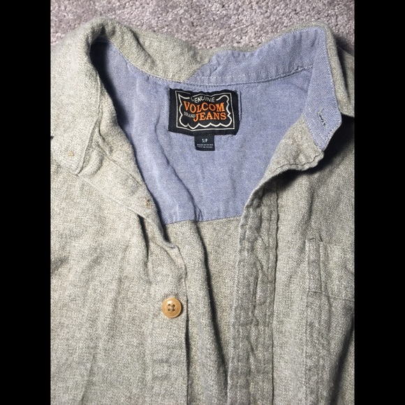 Volcom | Shirts | Volcom Button Down Shirt | Poshmark